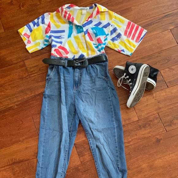 Vintage Tops - 🌸 Vintage Geometric Shirt 🌸